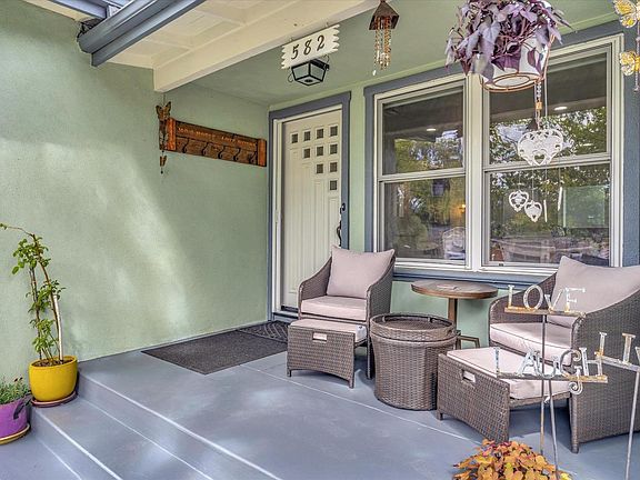 4th image of 582 Fernando Drive