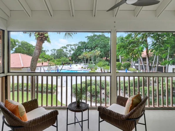 606 Brackenwood Cv, Palm Beach Gardens, FL