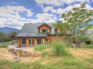 17274 N Applegate Rd, Grants Pass, OR 97527