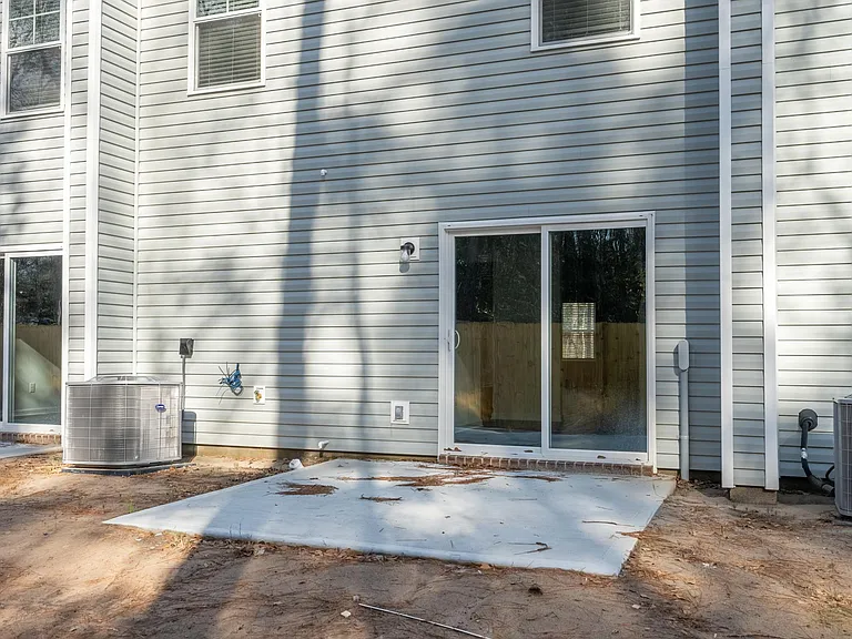 107 Blandford Villas Dr — Photo 24