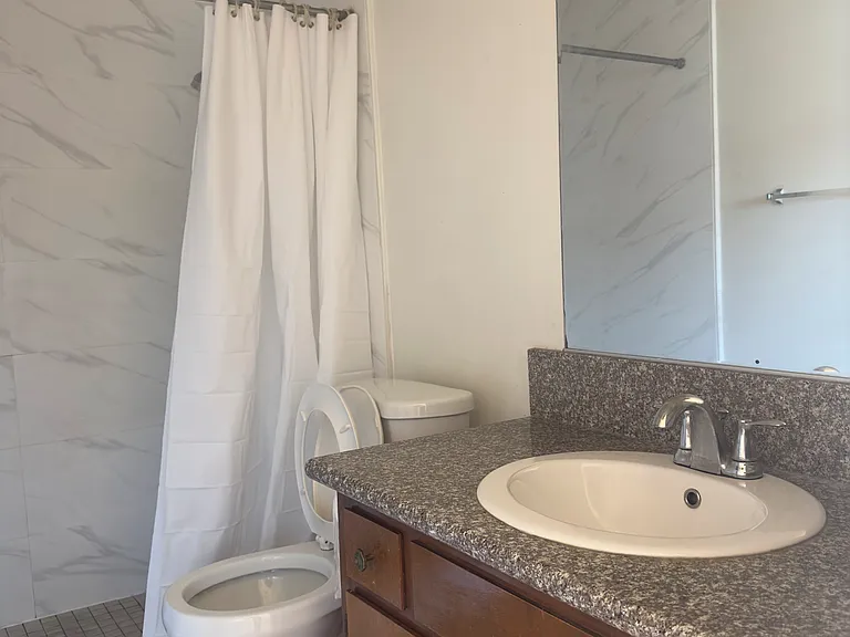 415 Pomelo Ave #F — Photo 11