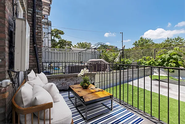 Rented by Compass | media 1