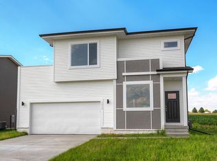 3809 NE 6th St, Ankeny, IA 50021