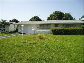 5th image of 7771 NW 14th St