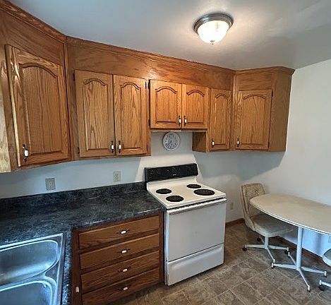 3rd image of 342 Brownsview Ln