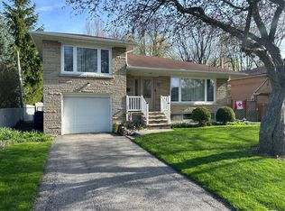 103 Holcolm Rd, Toronto, ON M2N 2E1
