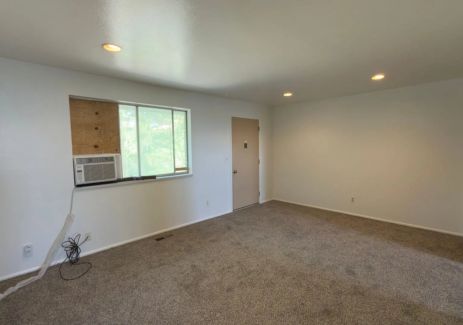 2-Bedroom, 1-Bathroom Apartment in Provo — Photo 4
