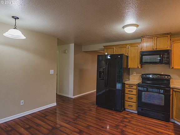 4th image of 14015 NE 71st St