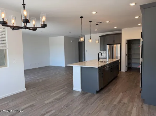 11931 N Shore Cliff Dr, Oro Valley, AZ 85737