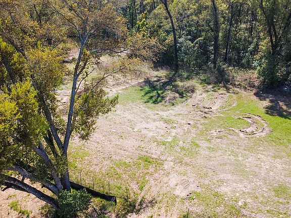 2nd image of 213 Hannon Mill Rd