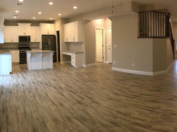 5th image of 1001 W Curly Hollow Dr #33
