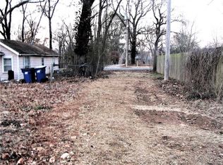 104 NE Lake St, Bentonville, AR 72712
