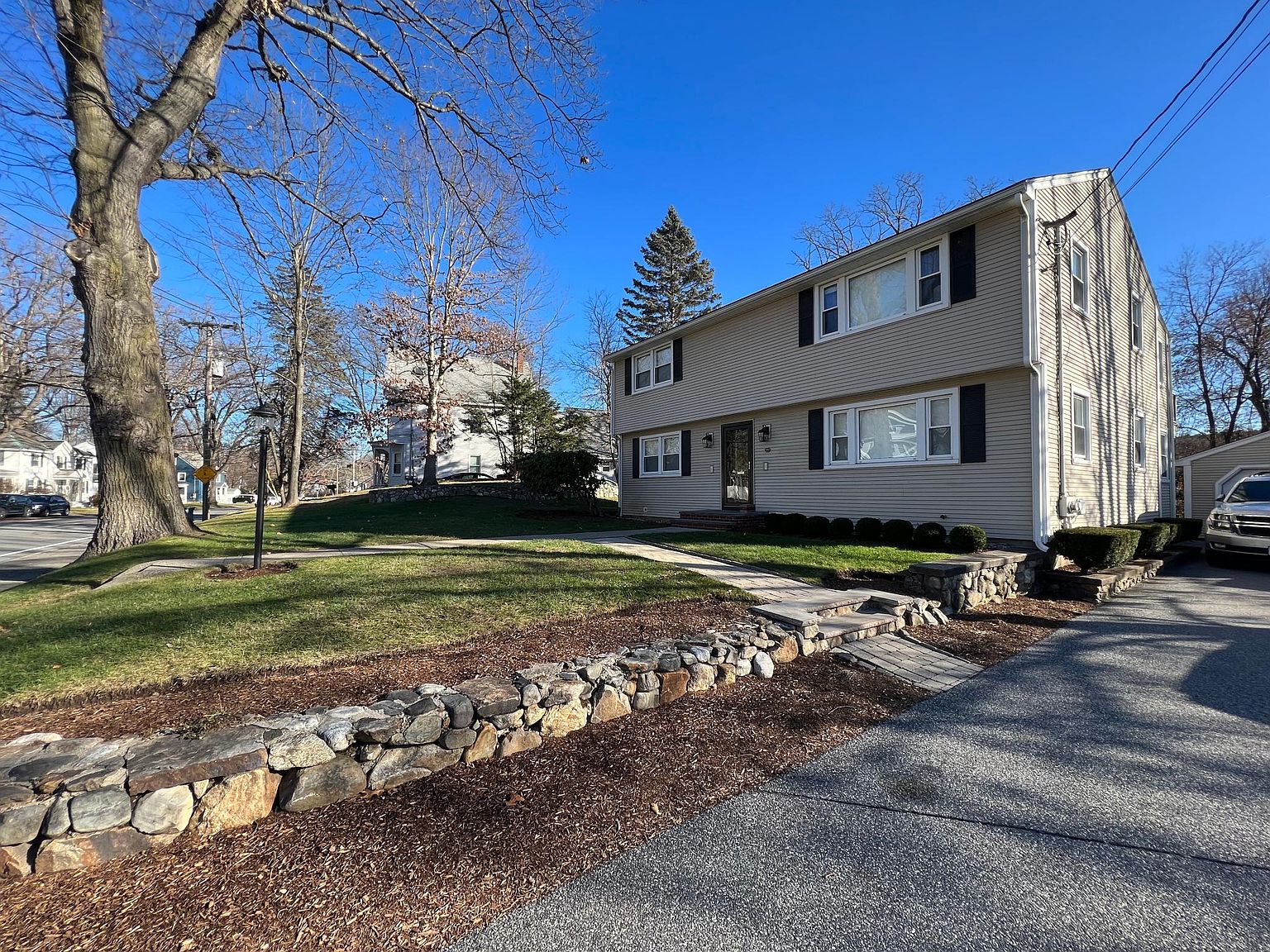 59 Haverhill St #1, Andover, MA 01810 | Zillow