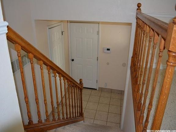 3rd image of 131 S Palisades Dr