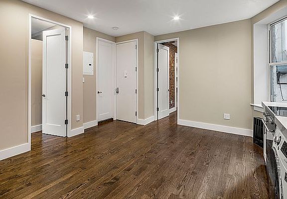 2nd image of 220 W 13th St #A