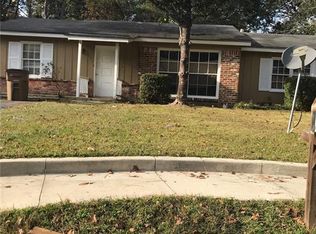 853 Memory Ln, Mobile, AL 36608