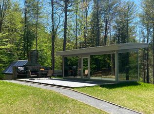 116 Meadow Sky Dr, Brattleboro, VT 05301