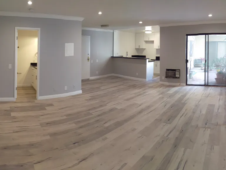 7523 Hollywood Blvd — Photo 44