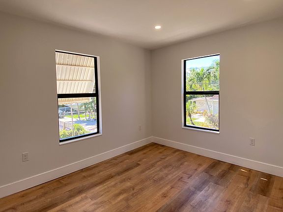 4th image of 4224 SW 60th Place # 3 Fl 2nd