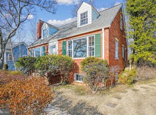 6107 Melvern Dr, Bethesda, MD 20817
