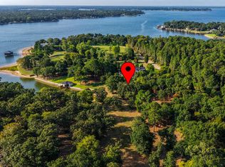 10 Deerfield Ln, Mabank, TX 75156