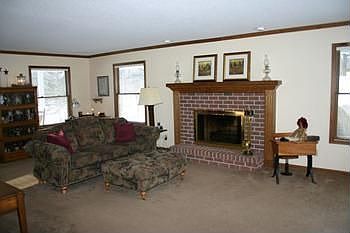 3rd image of 2355 N Deer Valley Dr