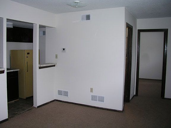 2nd image of 4323 Belleview Ave APT 4