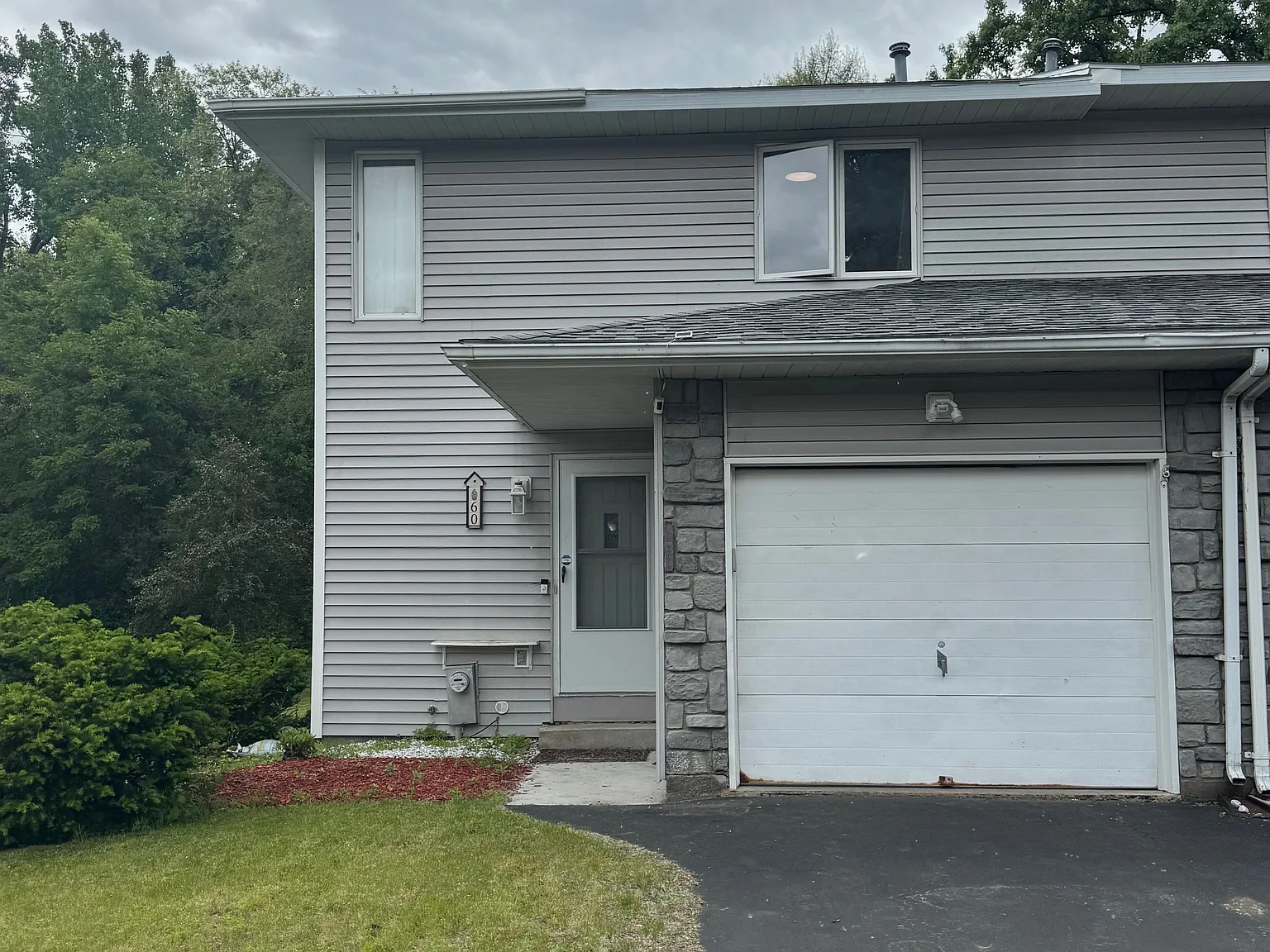 2 bed, 1156 sqft, $2,450 — Photo 3
