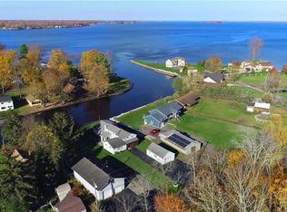 9631 Hitchcock Point Rd, Bridgeport, NY 13030