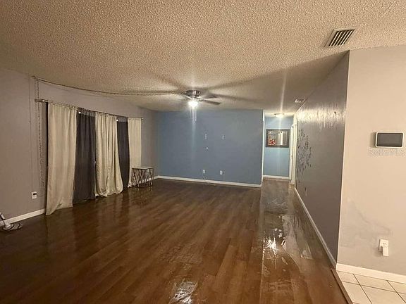 4th image of 2824 W HURON DRIVE