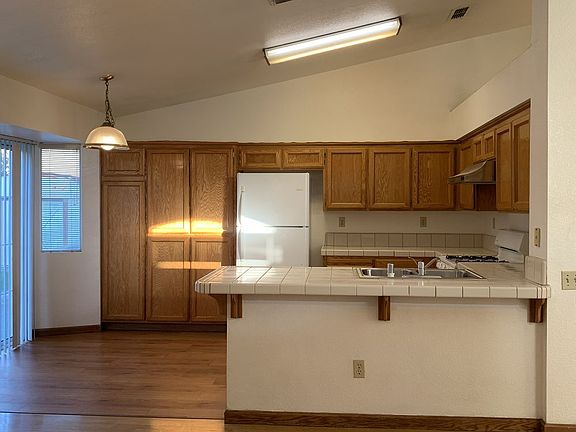 5th image of 17 Fawnbrook Ct