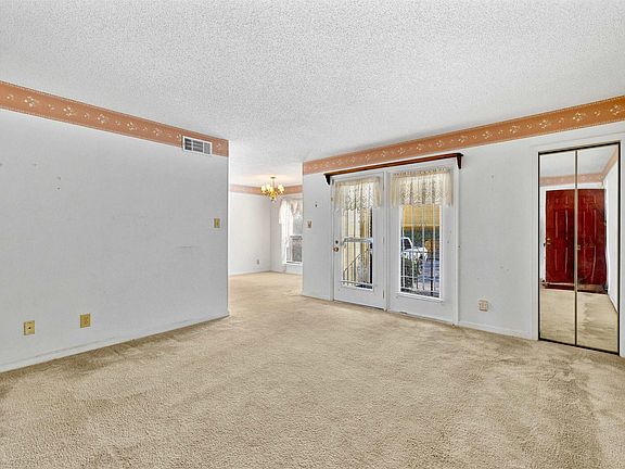 5th image of 3309 Chase Ln NE #3309