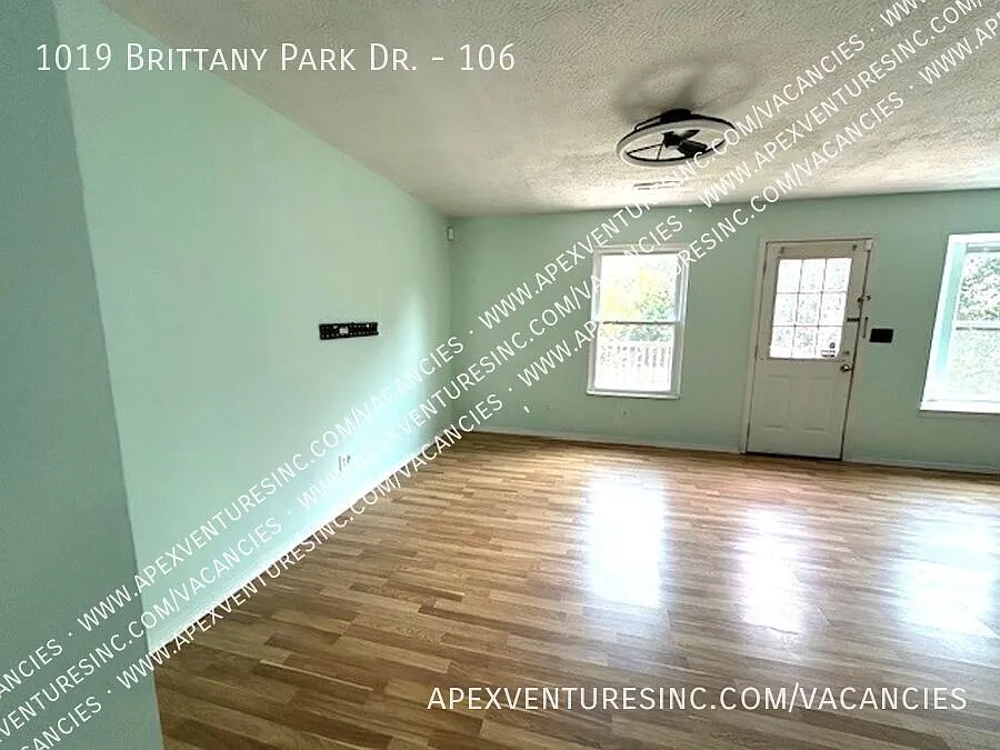 Nice 2 bedroom 2 bath home — Photo 3