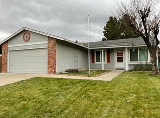 949 Pinewood Dr, Sparks, NV