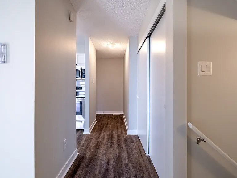 15 Millwood Cres — Photo 13