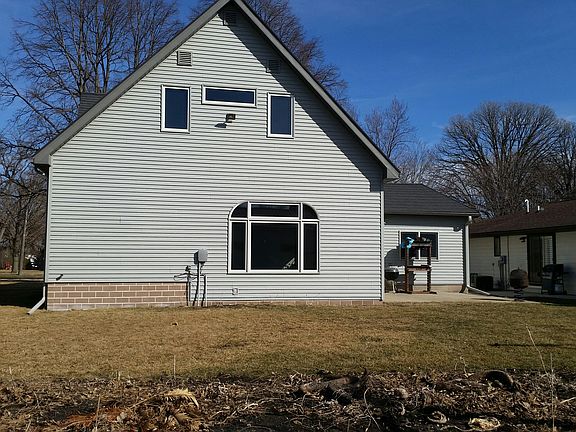 rear view of property