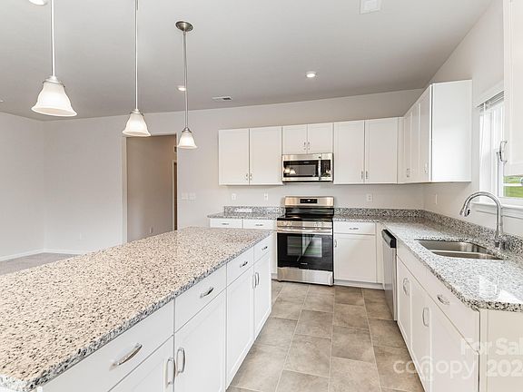 3rd image of 29146 Kaylan Ln