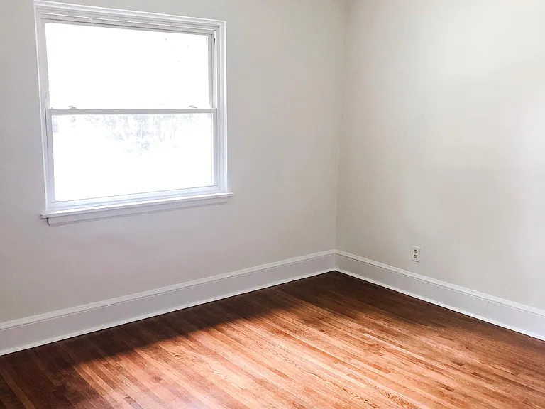 1326 Shamrock Dr — Photo 8