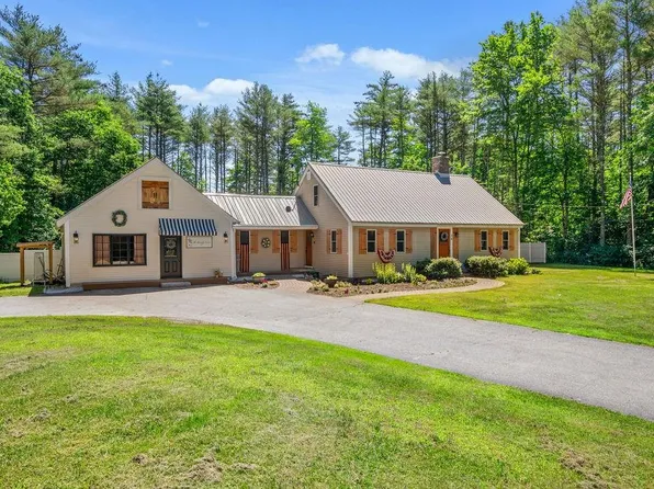 38 Tash Road, New Durham, NH 03855