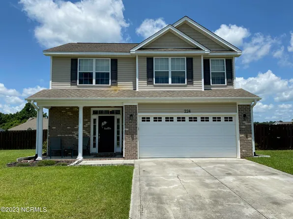 224 Maidstone Dr, Richlands, NC 28574