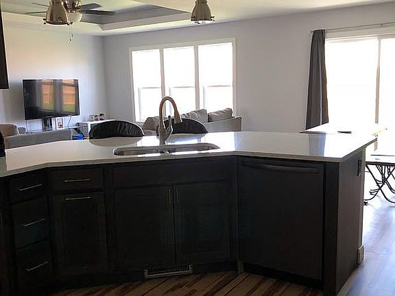 3rd image of 323 Grant Avenue Cir