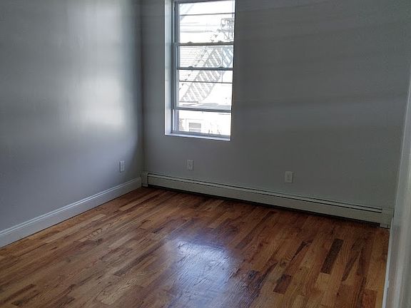 4th image of 53 Morris St #5