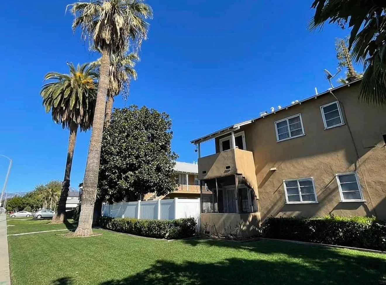1112 S Atlantic Blvd — Photo 2