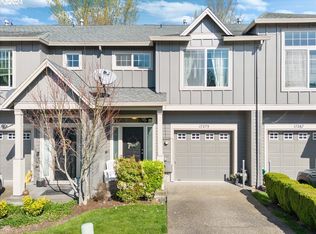 17275 NW Widgi Creek Ct, Beaverton, OR 97006