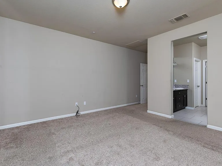 3720 Griffith Ave — Photo 38