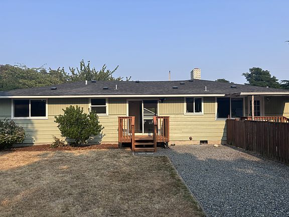 2nd image of 10731 21st Ave SW
