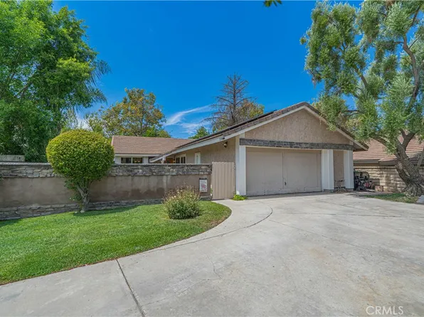 25557 Alesna Dr, Santa Clarita, CA 91355