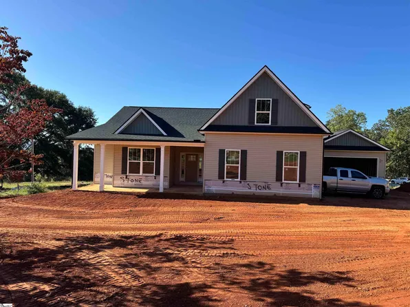 1253 Tubbs Mountain Rd, Travelers Rest, SC 29690