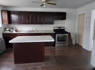 929 S 4th St, Allentown, PA 18103