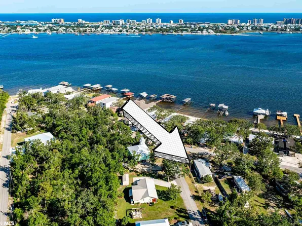 29749 Bayshore Dr S, Orange Beach, AL 36561